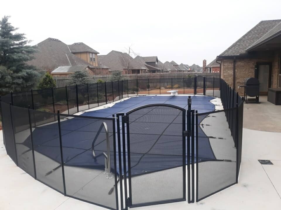 Life Saver removable mesh pool fence installed in Oklahoma County